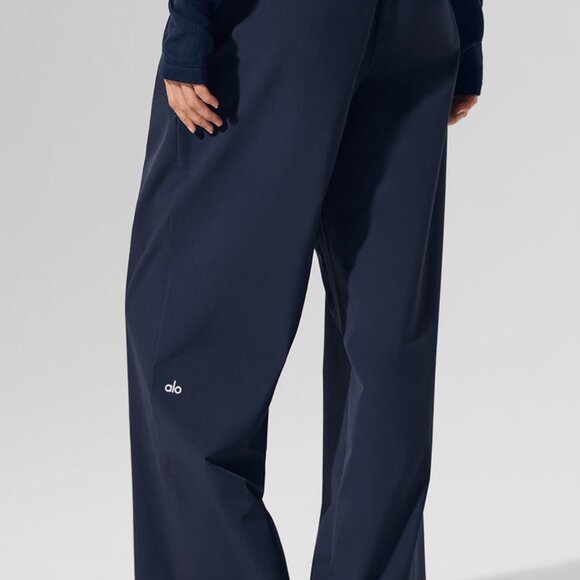 Alo Yoga Suit Up Trouser (Long) Navy - Picture 3 of 6